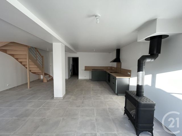 Appartement F4 à louer USSY